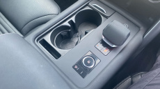 Land Rover Discovery 3.0 D300 Dynamic SE 5dr Auto Diesel Station Wagon